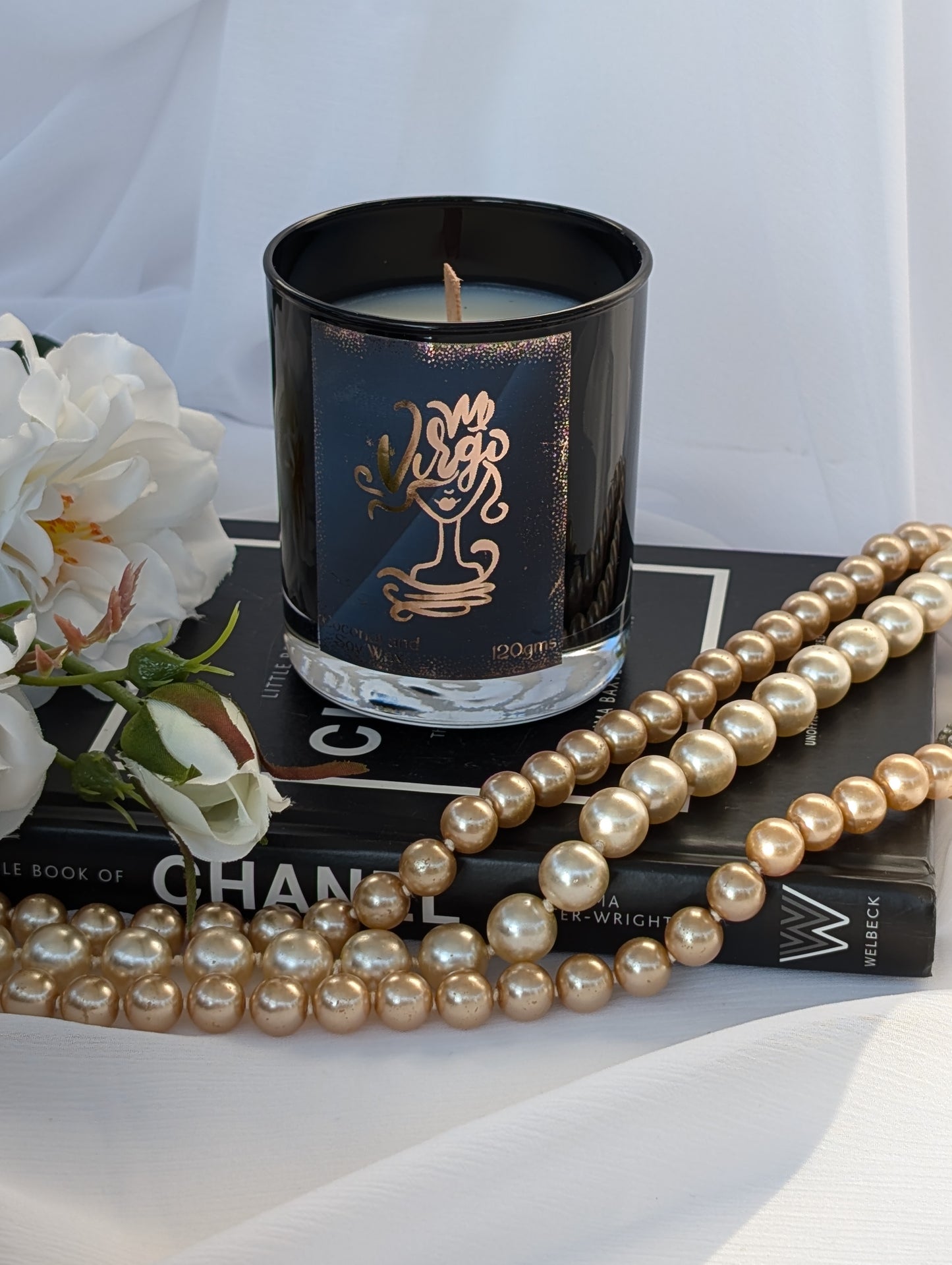 Scorpio Candle – Luxury Zodiac Candle in Black & Gold for Astrology Lovers