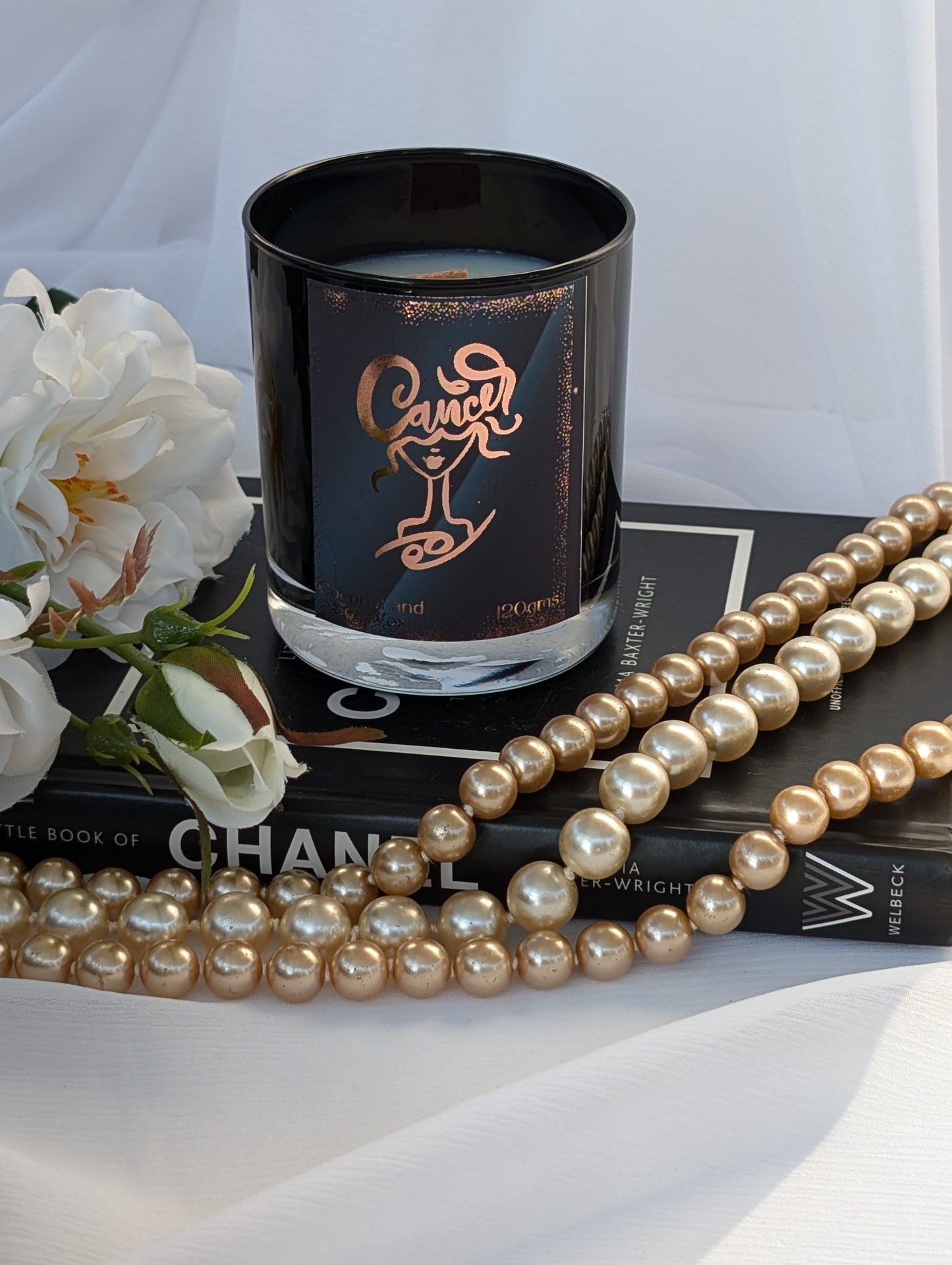 Scorpio Candle – Luxury Zodiac Candle in Black & Gold for Astrology Lovers