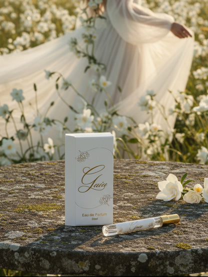 Wedding perfume Gaia by Hazel Glow.  White Floral 10ml discovery size eau de parfum, perfect as a bridal fragrance, for bridesmaid gifts or mother of the bride wedding gift
