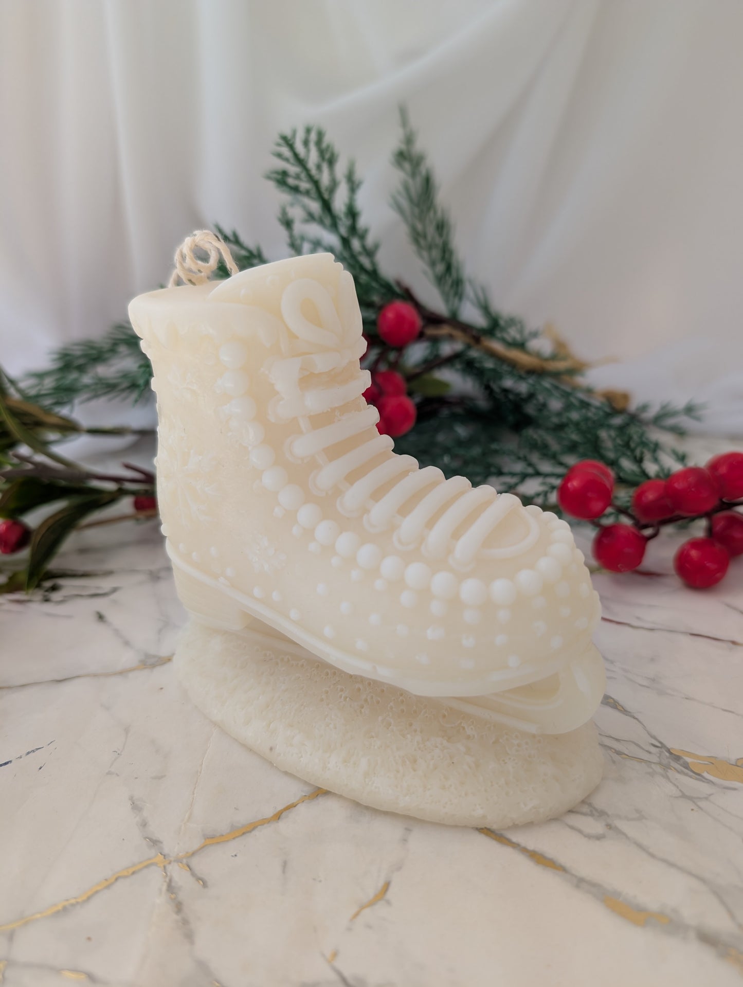 Ice Skate Christmas Candle | Moulded Statement Candle