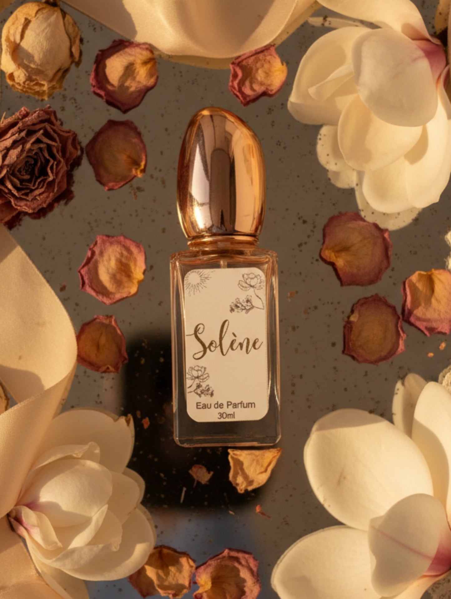 Solène Vegan Perfume 30ml | Floral Powdery Bridal Eau de Parfum | Refillable