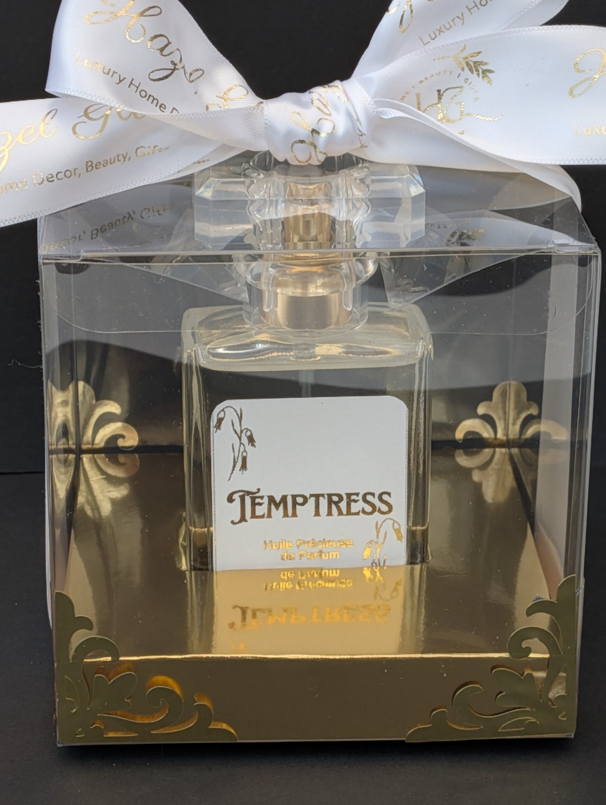 Temptress vegan perfume oil by Hazel Glow